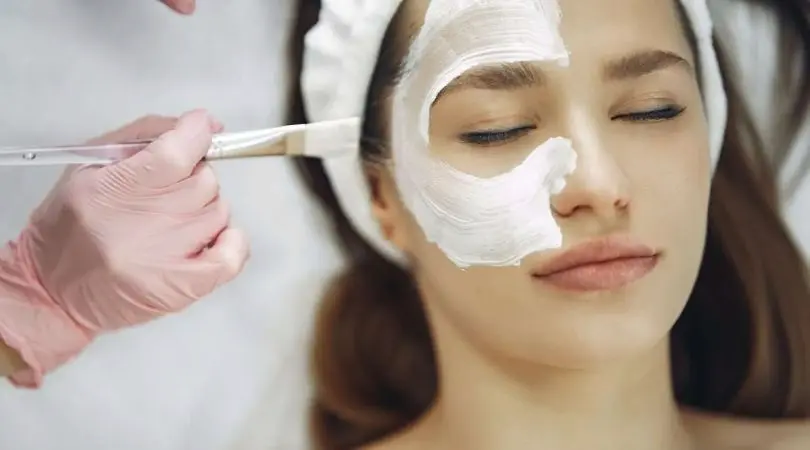 La importancia de la limpieza facial
