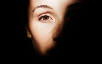 Nuestra mirada cuenta nuestra historia: cuida tus ojos.