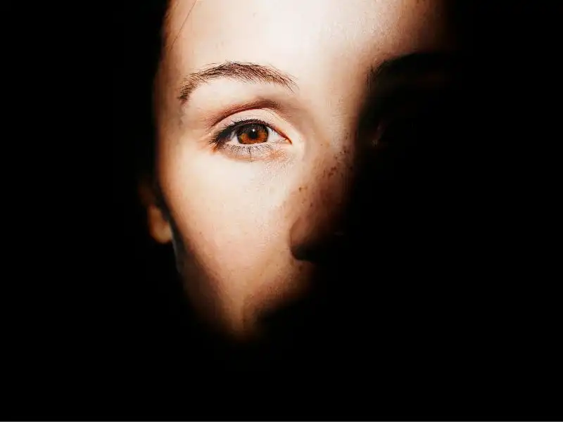 Nuestra mirada cuenta nuestra historia: cuida tus ojos.